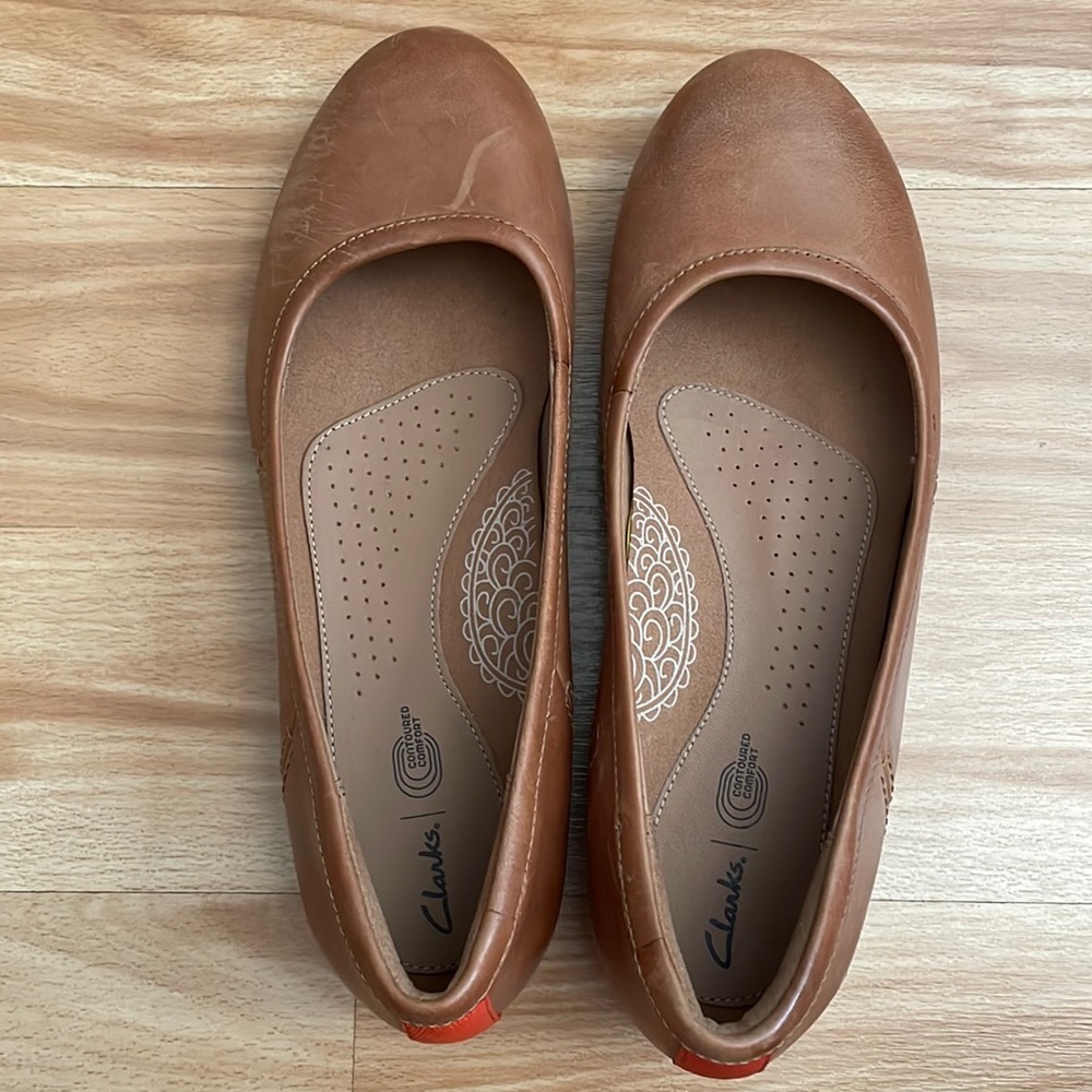 Clark’s Canebay Plain Tan Leather Flats